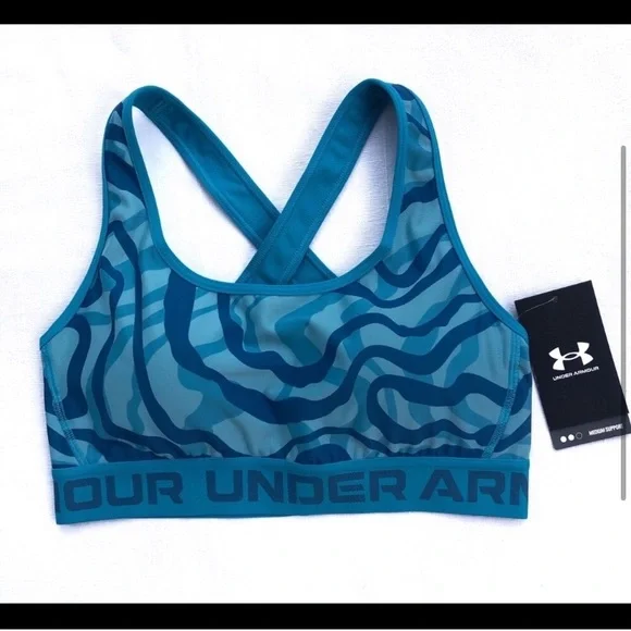 Under Armous sports bra - Picture 2 of 3